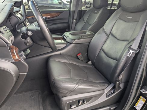 Certified 2016 Cadillac Escalade ESV Premium AWD/4WD image 29