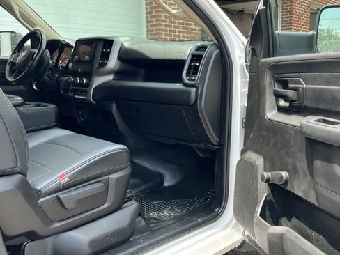 Used 2020 RAM 5500 Tradesman w/ Max Tow Package image 21