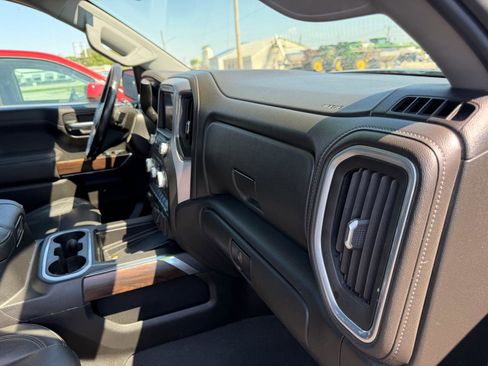 Used 2019 GMC Sierra 1500 SLT w/ SLT Premium Plus Package AWD/4WD image 19