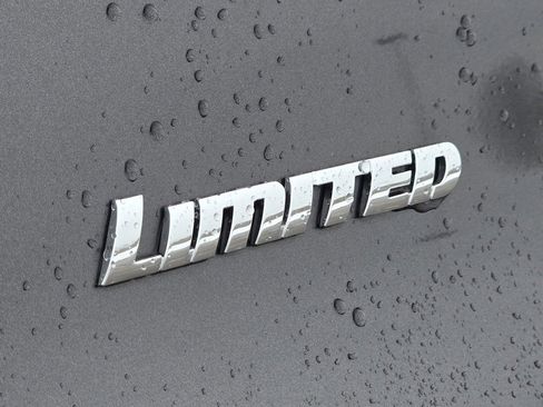 Used 2022 Toyota 4Runner Limited image 22