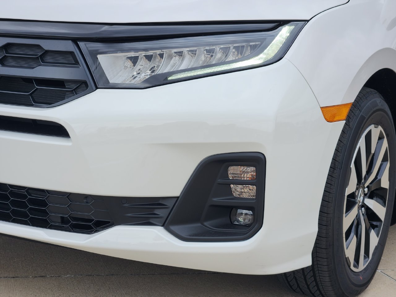 New 2027 Honda Odyssey EX-L image 6