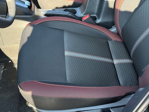 New 2025 Nissan Versa SR w/ Trunk Package image 17