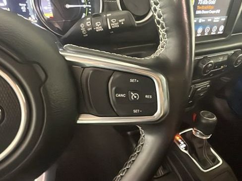 Used 2023 Jeep Wrangler Unlimited Sahara w/ Cold Weather Group AWD/4WD image 16