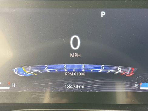 Used 2023 Jeep Grand Cherokee Limited w/ Luxury Tech Group II image 12