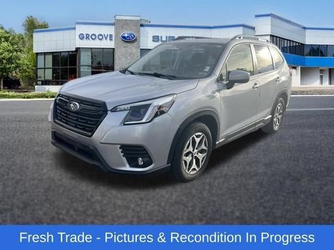 Used 2024 Subaru Forester Premium AWD/4WD image 1