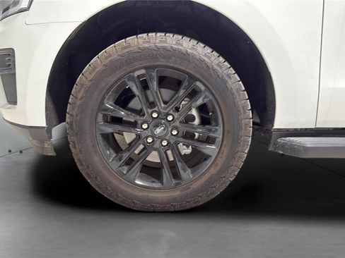 Used 2024 Ford Expedition Max XLT AWD/4WD image 28