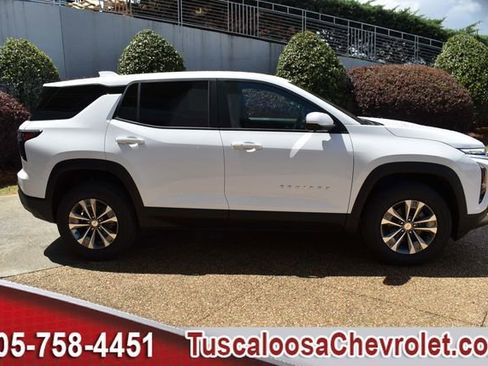 New 2026 Chevrolet Equinox LT w/ Convenience Package II FWD image 12
