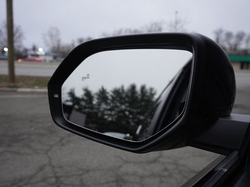 Used 2021 Volkswagen Atlas SE w/ Panoramic Sunroof Package image 45