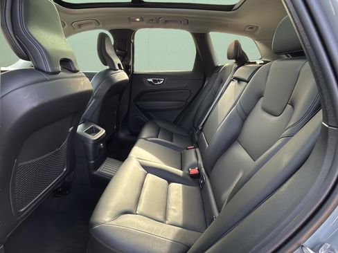 Used 2024 Volvo XC60 T8 Core image 21
