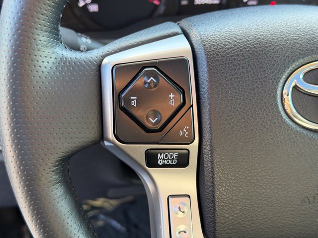 Used 2023 Toyota 4Runner SR5 Premium w/ Moonroof Package AWD/4WD image 25