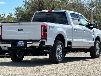 New 2026 Ford F350 Lariat w/ Lariat Ultimate Package