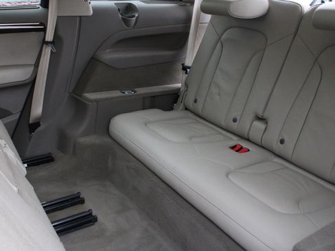 Used 2014 Audi Q7 3.0T Premium Plus w/ Premium Plus Package image 30