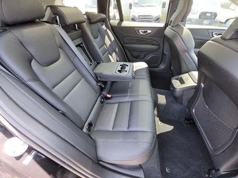 Used 2025 Volvo V60 B5 Cross Country Plus AWD/4WD image 25