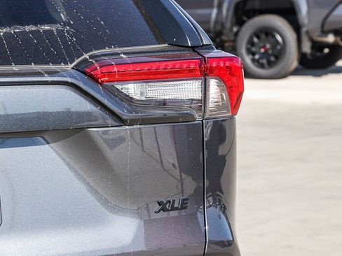 Certified 2023 Toyota RAV4 XLE w/ Convenience Package FWD image 8