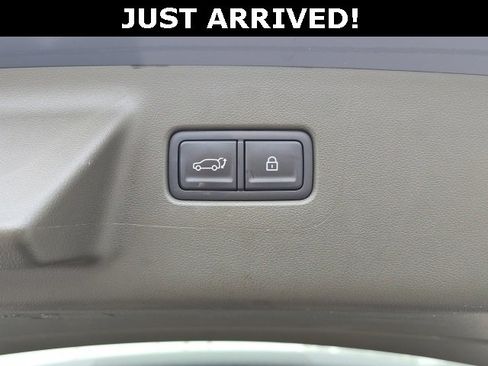 Used 2024 Hyundai Santa Fe Calligraphy image 8