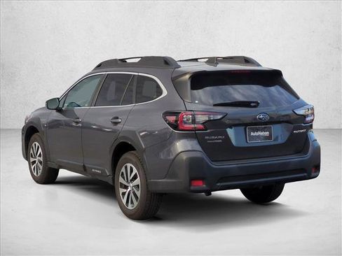 Used 2023 Subaru Outback Premium image 7