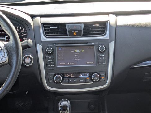 Used 2017 Nissan Altima 2.5 SL w/ 2.5 Technology Package image 17