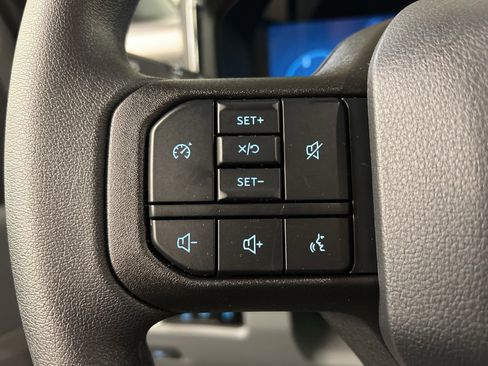 New 2025 Ford F250 XLT w/ Black Appearance Package image 19