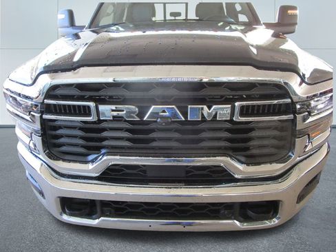 New 2026 RAM 2500 Tradesman AWD/4WD image 14