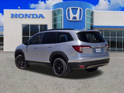 Used 2022 Honda Pilot TrailSport image 5