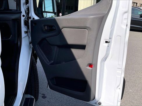 Used 2025 Ford Transit 250 Low Roof w/ Exterior Upgrade Package RWD image 12