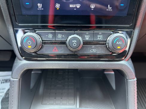 Used 2025 Ford Ranger Raptor AWD/4WD image 21