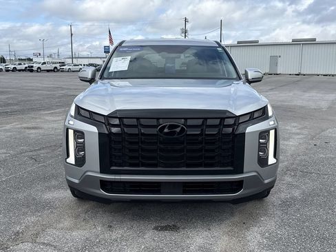 Certified 2023 Hyundai Palisade SE w/ Cargo Package AWD/4WD image 3