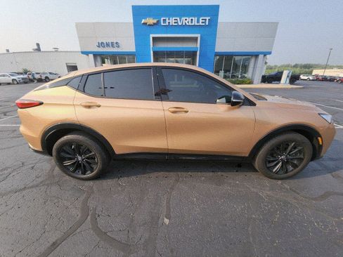 Used 2024 Buick Envista Sport Touring w/ Convenience I Package image 6