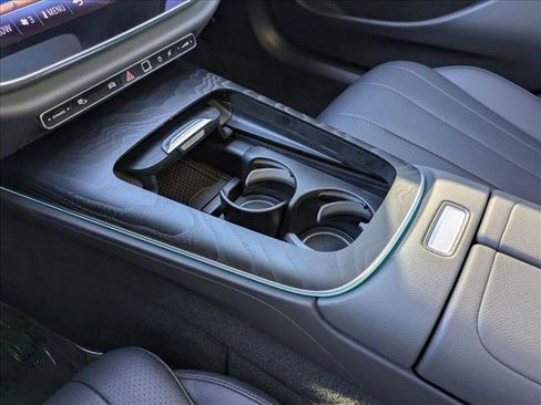 Certified 2025 Mercedes-Benz E 350 4MATIC Sedan image 12