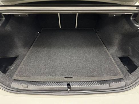 Used 2024 BMW 530i w/ Convenience Package image 24