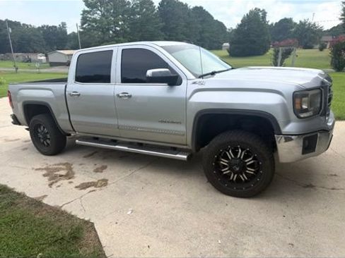 Used 2015 GMC Sierra 1500 SLT w/ Suspension Package, Off-Road AWD/4WD image 2