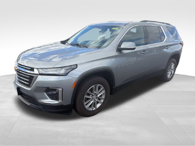 Used 2023 Chevrolet Traverse LT w/ Rear Camera Mirror Package AWD/4WD image 1