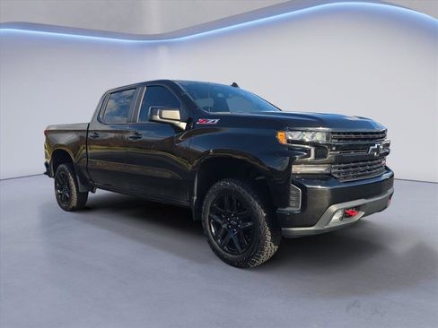 Used 2021 Chevrolet Silverado 1500 LT Trail Boss w/ LPO, Dark Essentials Package image 7