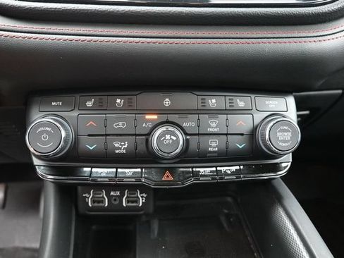 Used 2024 Dodge Durango R/T AWD/4WD image 25