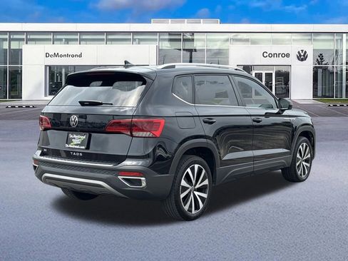 Used 2022 Volkswagen Taos SE FWD image 5
