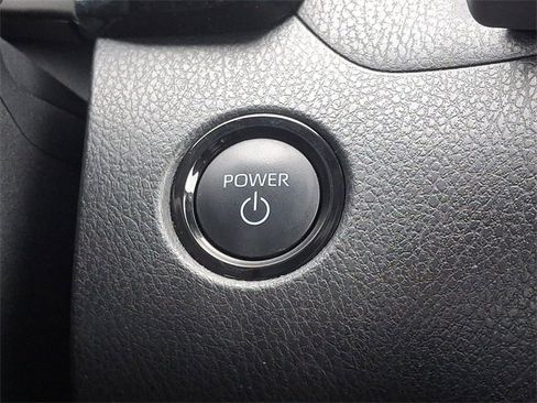 Used 2025 Toyota Camry LE image 22