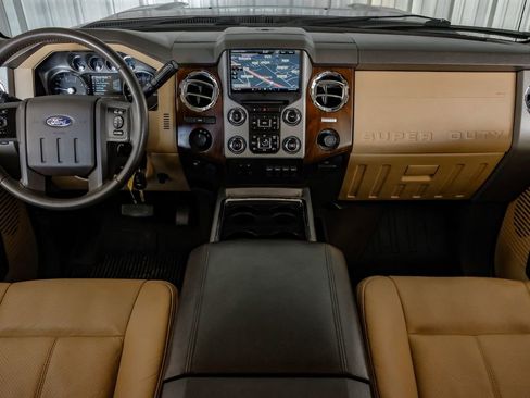 Used 2015 Ford F350 Lariat w/ Lariat Interior Package image 13