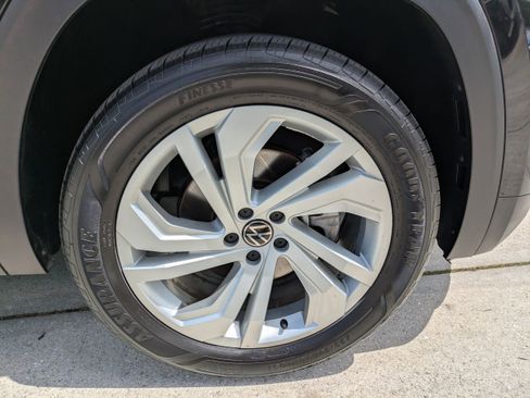 Used 2022 Volkswagen Atlas SE FWD image 11