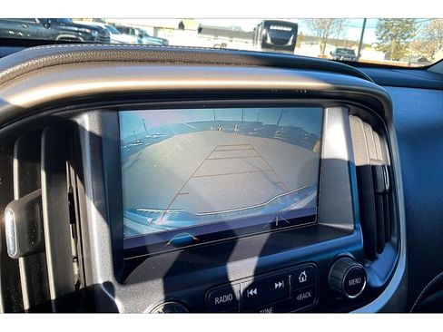 Used 2018 GMC Canyon Denali image 14