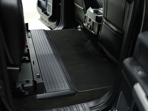 Used 2018 Ford F250 Platinum w/ Platinum Ultimate Package image 57