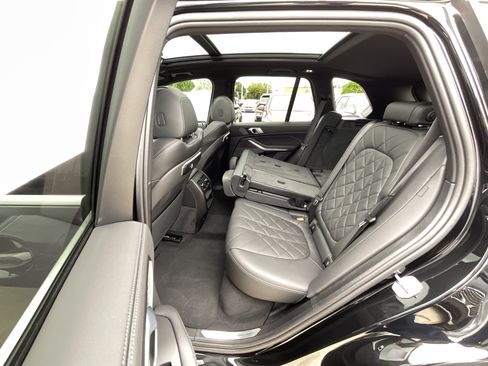 Certified 2024 BMW X5 sDrive40i w/ Premium Package RWD image 29