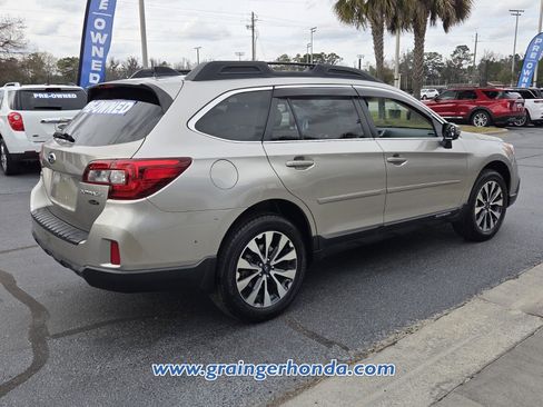 Used 2016 Subaru Outback 2.5i Limited image 5