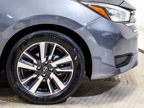 Used 2025 Nissan Versa SV image 14