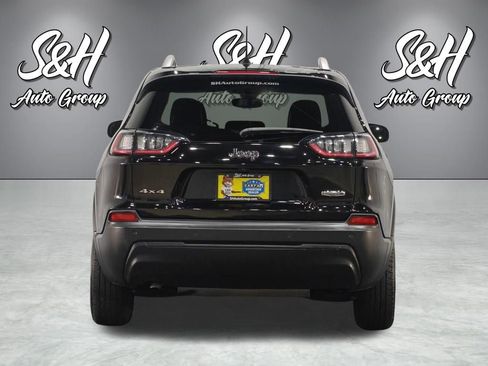 Used 2019 Jeep Cherokee Latitude Plus w/ Comfort/Convenience Group AWD/4WD image 17