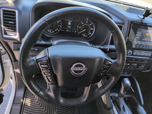 Used 2024 Nissan Frontier SV w/ SV Convenience Package AWD/4WD image 19