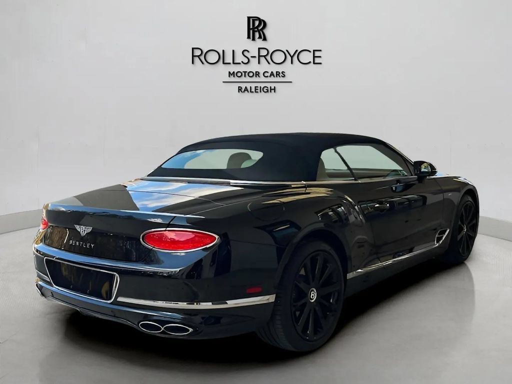 Used 2022 Bentley Continental GT AWD/4WD image 4