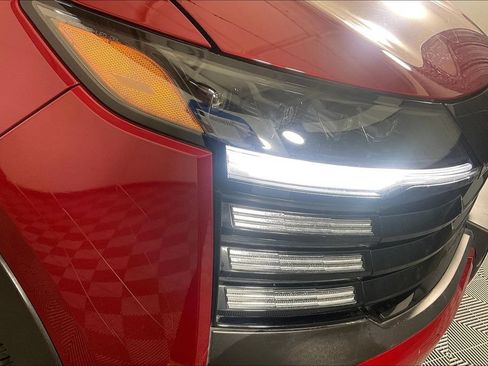 Used 2025 Nissan Kicks SV FWD image 35