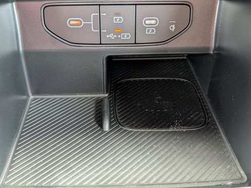 New 2026 Kia Sorento SX image 21