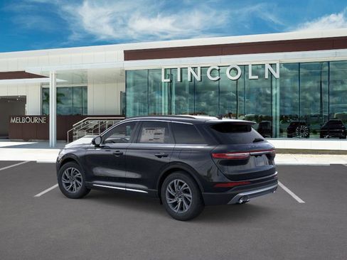 New 2026 Lincoln Corsair Premiere image 4