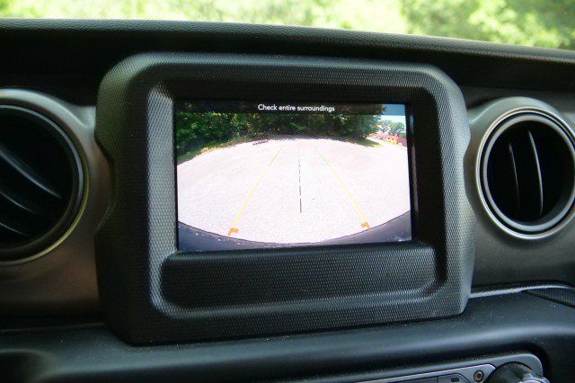 Used 2023 Jeep Wrangler Unlimited Sport AWD/4WD image 16